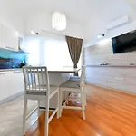 Bellevue Hill Apartman *