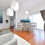 Bellevue Hill Apartman *