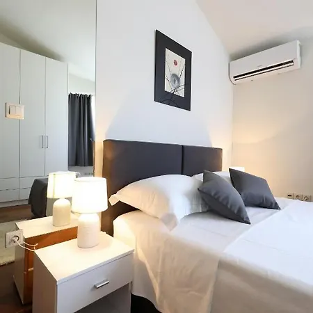 Apartament Bellevue Hill *