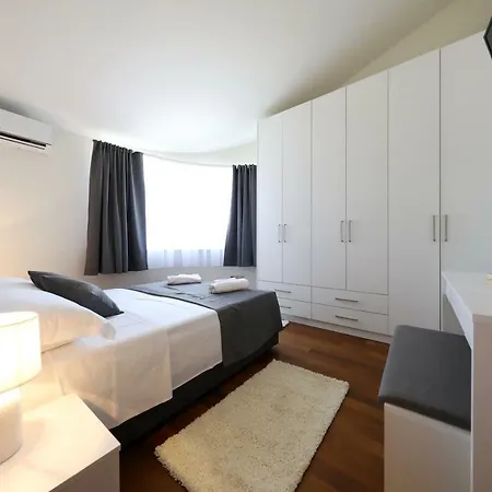 Bellevue Hill Задар
