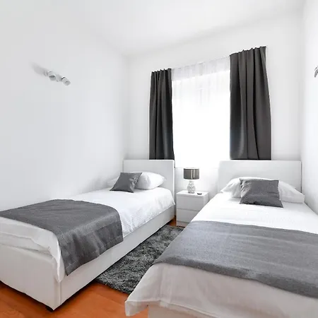 Bellevue Hill * Zadar