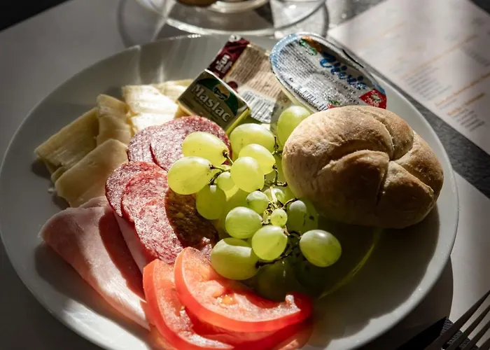 Bellevue Hill Daire Zadar