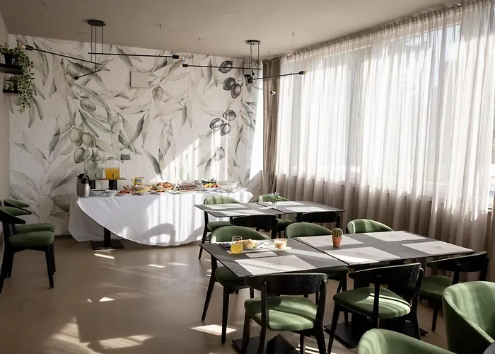 Bellevue Hill * Zadar