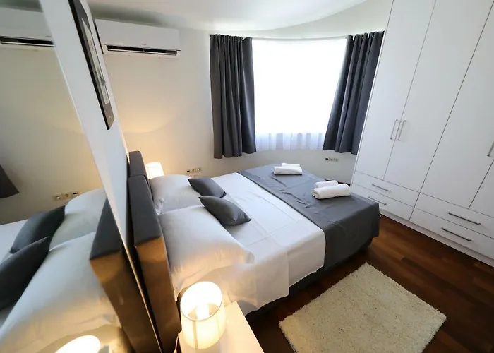 Bellevue Hill * Zadar