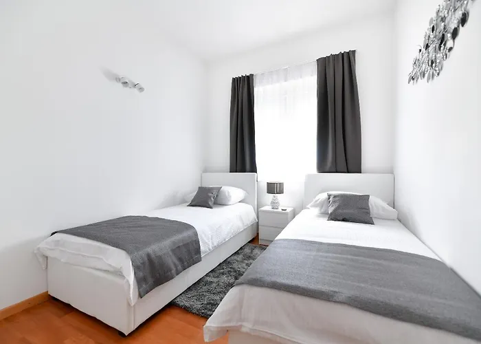 Bellevue Hill * Zadar